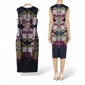 Ted Baker London Zyta NavyBlue Tapestry Floral Sleeveless Sheath
Dress Size 4